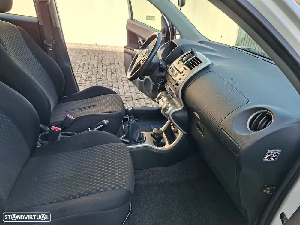 Toyota Urban Cruiser 1.4 D-4D 4x2 - 14