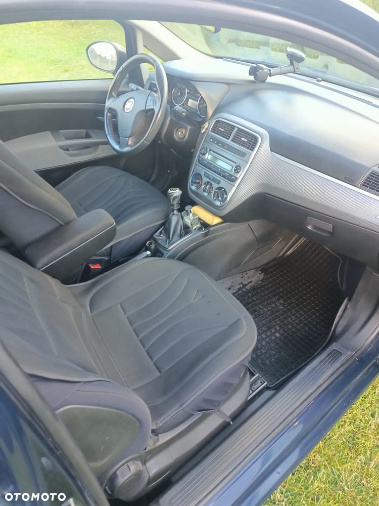 Fiat Grande Punto 1.4 8V - 6