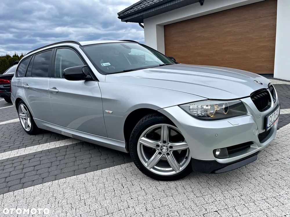 BMW Seria 3 318d DPF Touring Edition Exclusive - 8