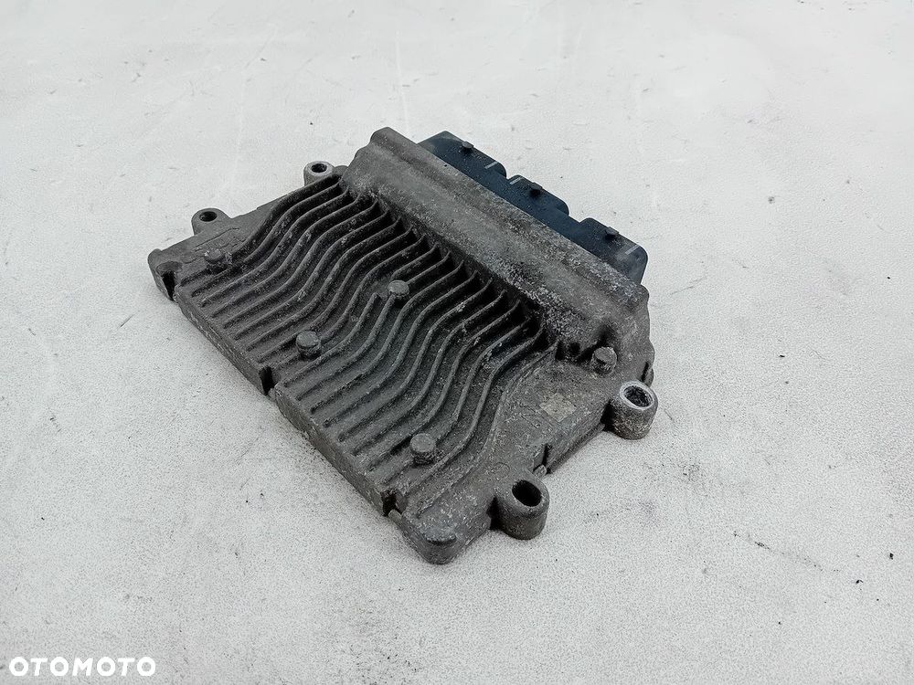 KOMPUTER, STEROWNIK PEUGEOT 206 9664637080 J34P-AAE 1.4 8V - 4