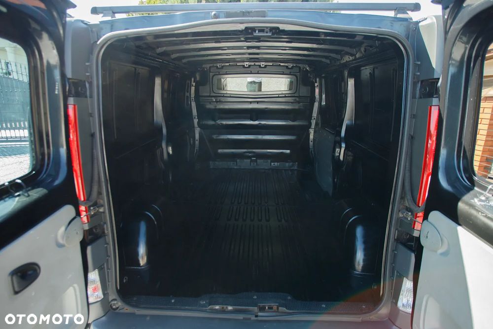 Opel Vivaro - 15