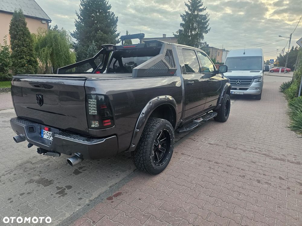 Dodge RAM 1500 5.7 4x4 - 6