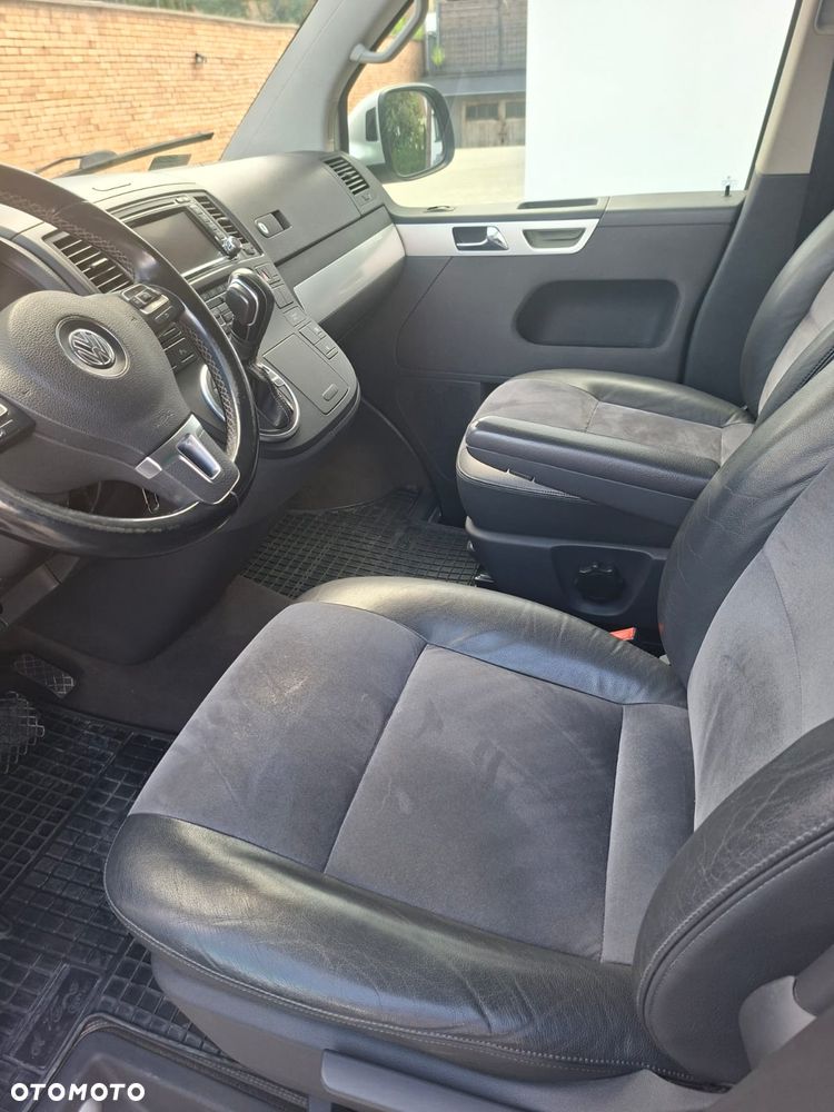 Volkswagen Multivan - 6