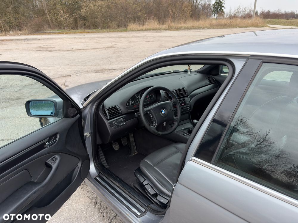 BMW Seria 3 320d Edition Exclusive - 10