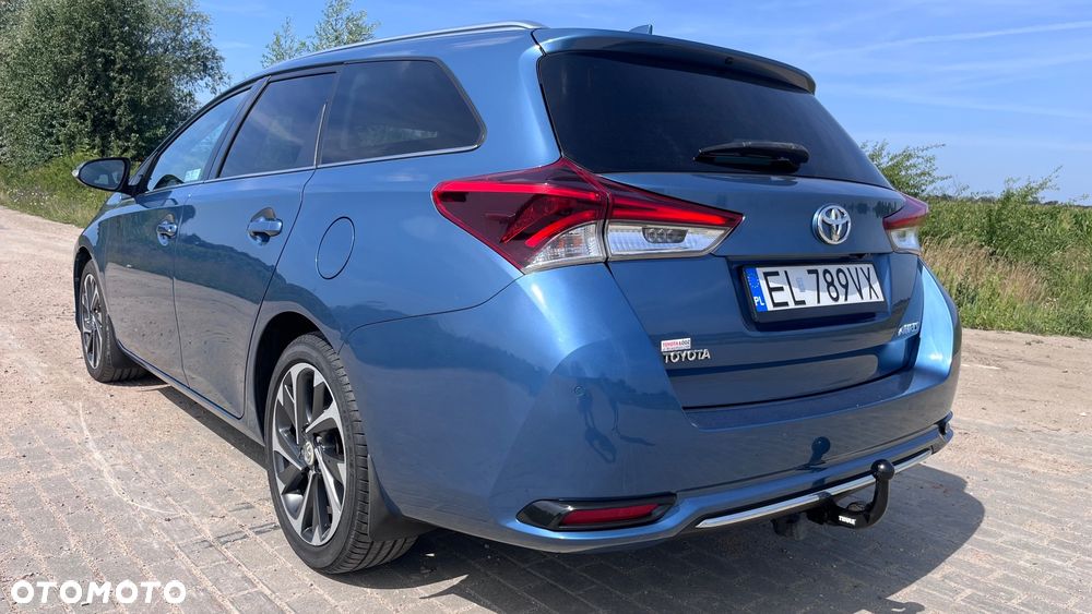 Toyota Auris 1.6 Premium + - 13