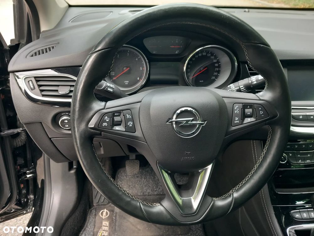 Opel Astra 1.6 D (CDTI) Start/Stop Innovation - 21