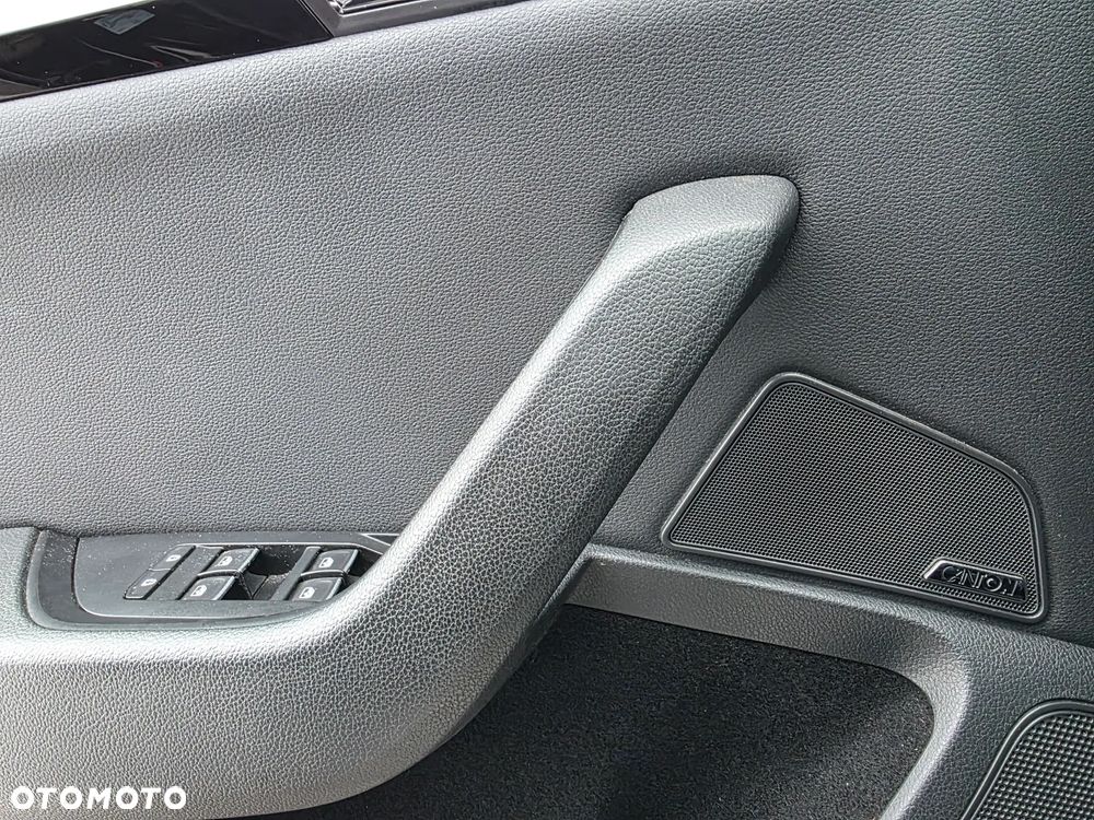 Skoda Superb 2.0 TDI L&K - 23