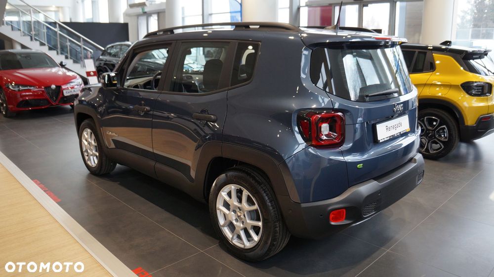 Jeep Renegade 1.5 T4 mHEV Altitude FWD S&S DCT - 3
