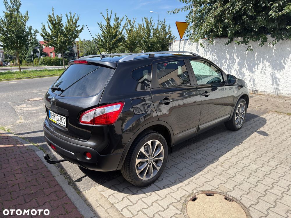Nissan Qashqai 2.0 4x4 Tekna Premium - 3
