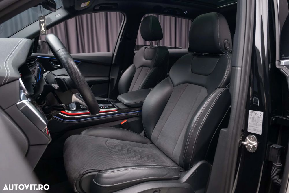 Audi Q7 55 TFSI e quattro Tiptronic PHEV S Line - 2