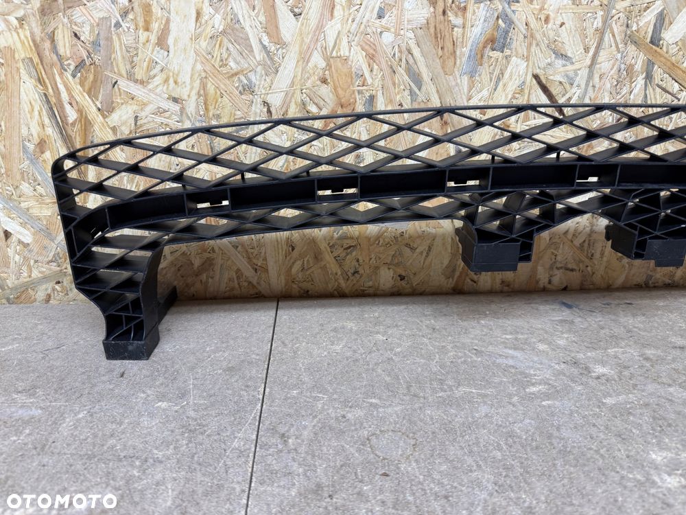 VW PASSAT B7 ŚLIZG ZDERZAKA PRZÓD WSPORNIK ATRAPY BELKA 3AA807571 - 13