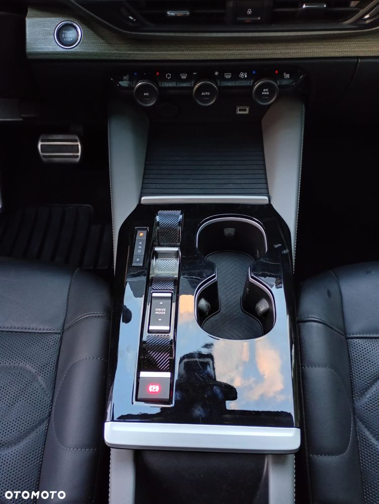 Citroën C5X 1.6 PHEV 225 Plus EAT8 - 16