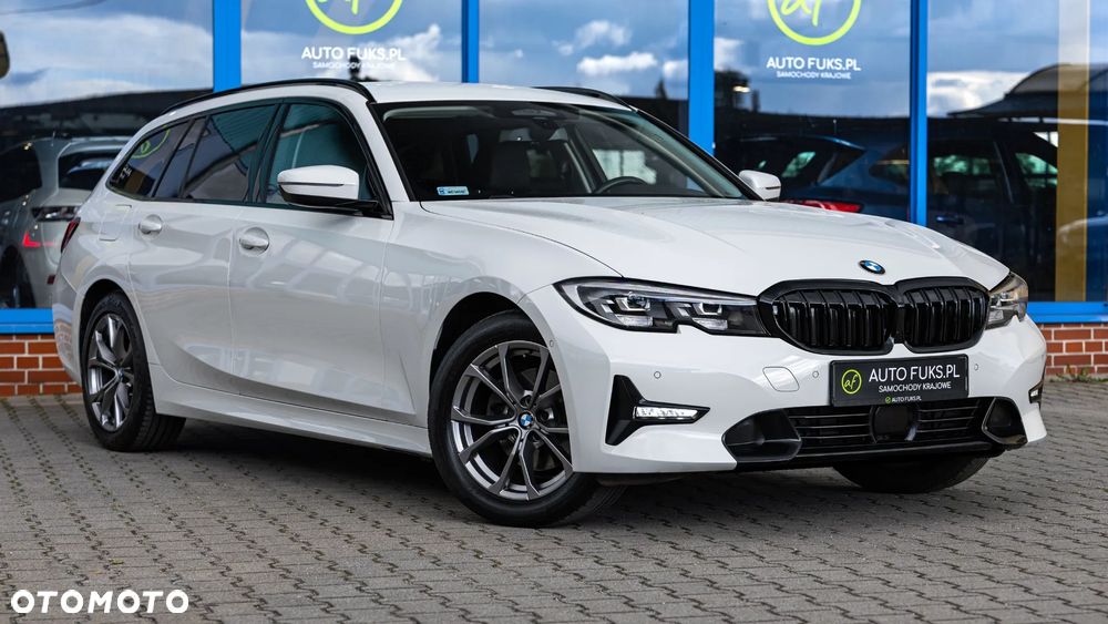 BMW Seria 3 320d xDrive Sport Line - 4