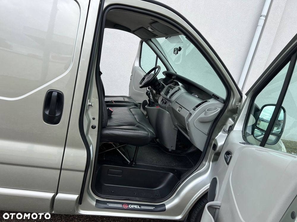 Opel VIVARO L2H1 LONG - 21