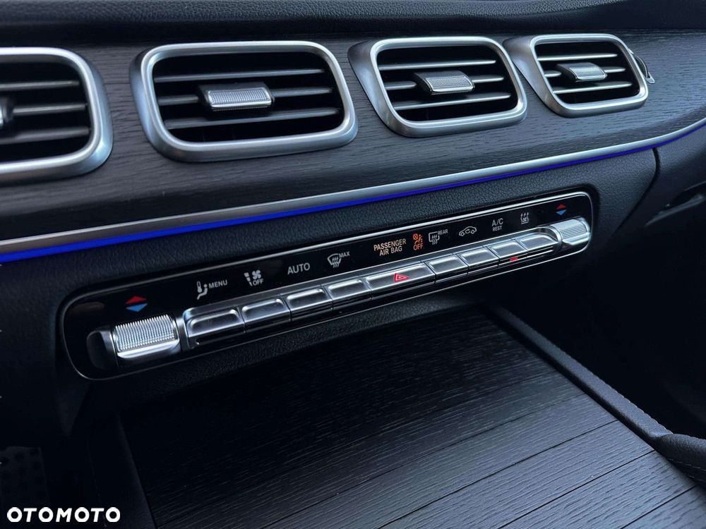 Mercedes-Benz GLE - 19