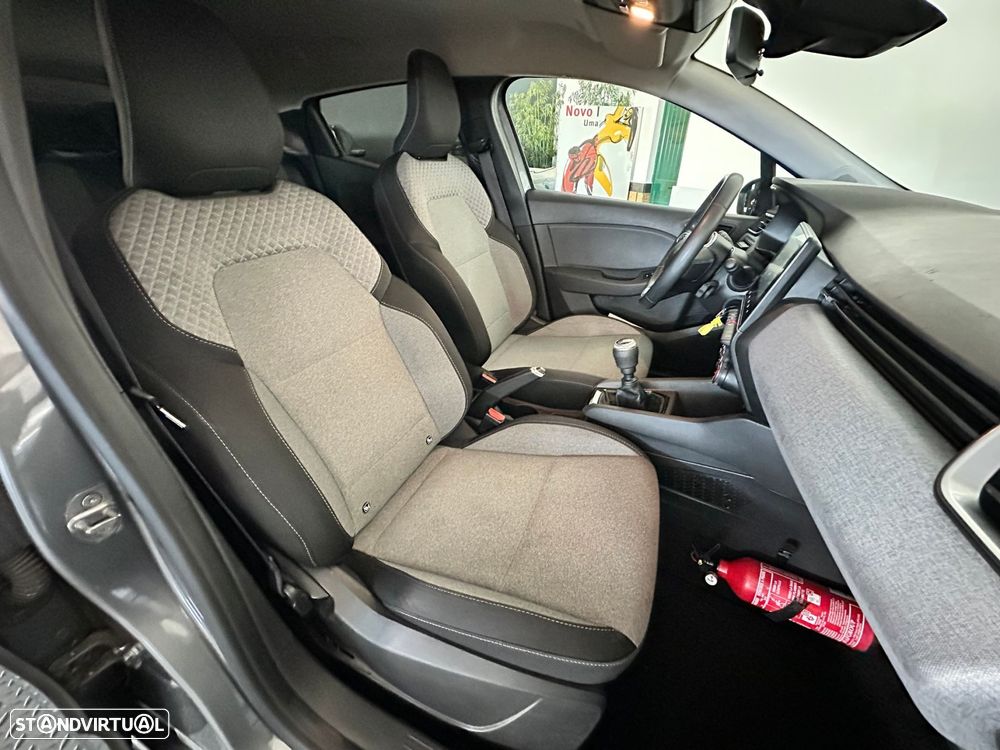 Renault Clio 1.0 TCe Evolution - 30