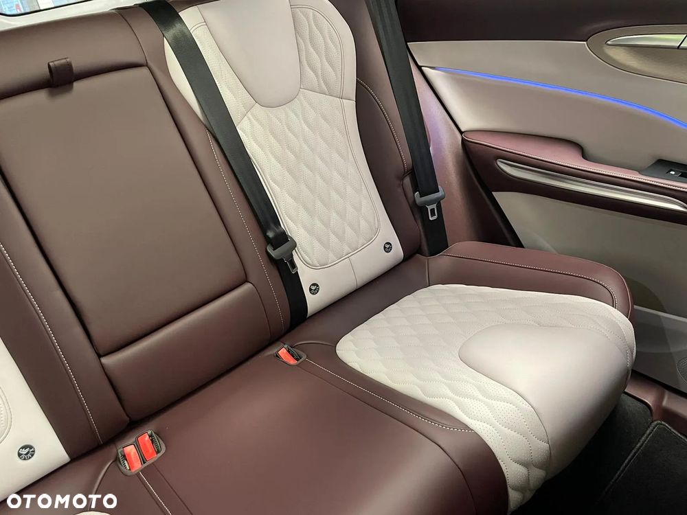 Bestune T90 2.0T Elegance - 27