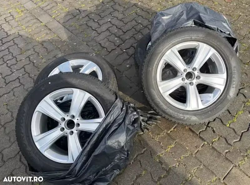 Mercedes-Benz GLC - 40