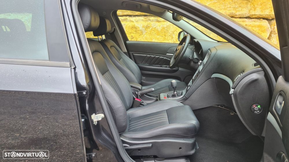 Alfa Romeo 159 Sportwagon 2.0 JTDm Distinctive P.Sport+ - 26