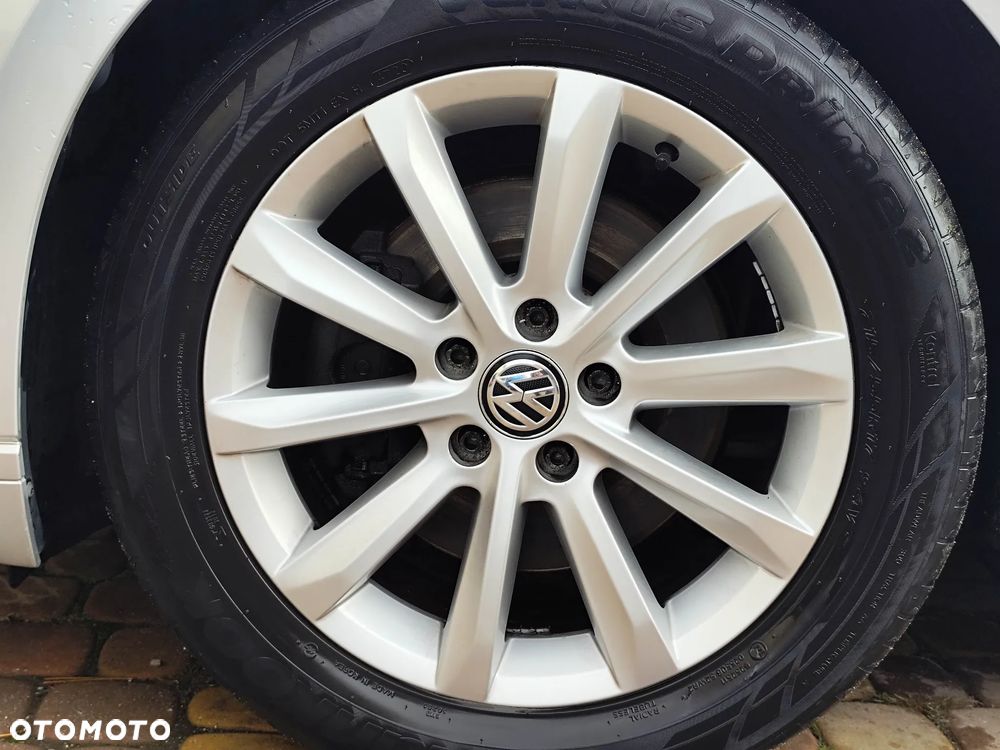 Volkswagen Passat Variant 2.0 TDI BMT Comfortline - 28