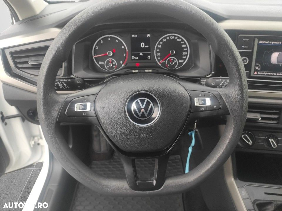 Volkswagen Polo - 10