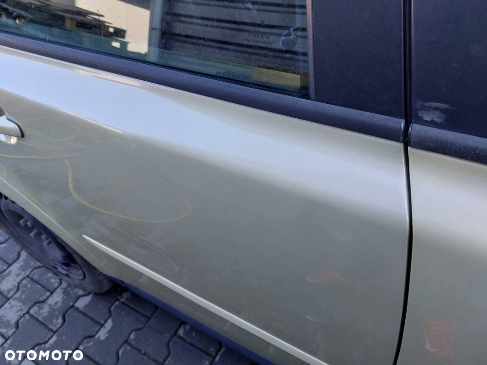 DRZWI KOMPLETNE PRAWY TYŁ VOLVO S40 II 464-46 - 2