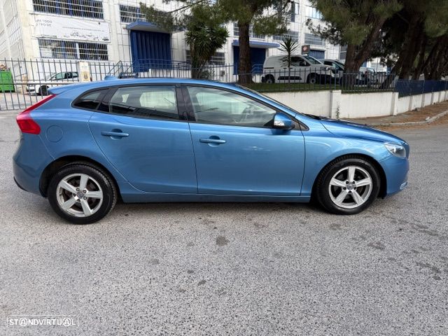 Volvo V40 1.6 D2 Eco Momentum - 4