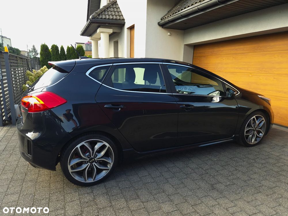 Kia Ceed 1.6 T-GDI GT-Track - 14