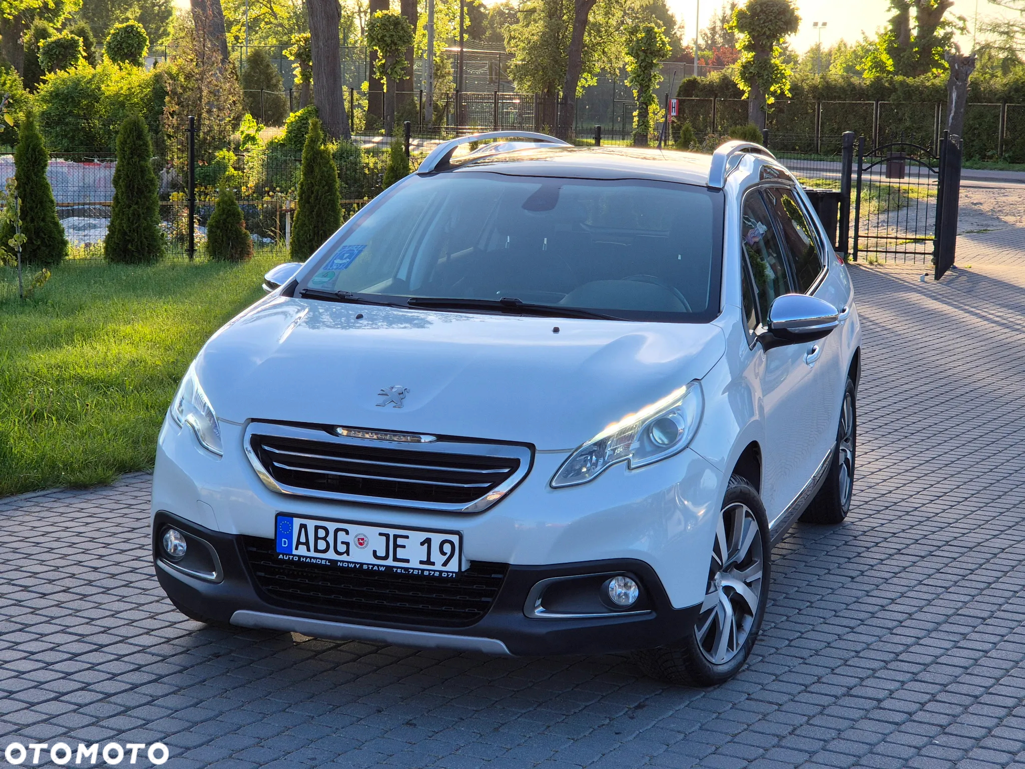 Peugeot 2008 e-HDi FAP 115 STOP & START Business-Line - 2