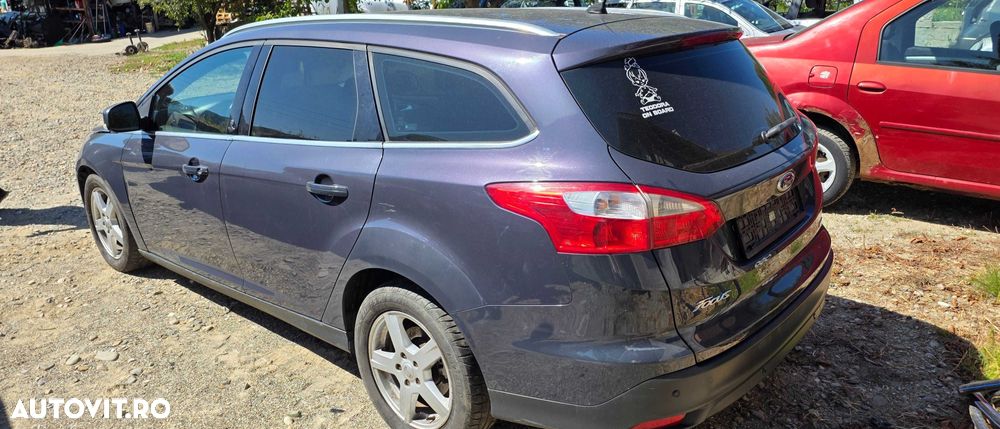 Stop stanga / dreapta aripa Ford Focus 3 combi 2011 2012 / 2013 2014 - 1