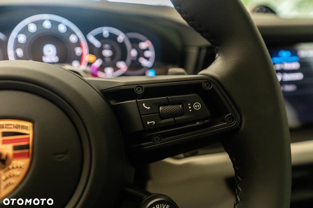 Porsche Cayenne E-Hybrid PHEV Black Edition - 20