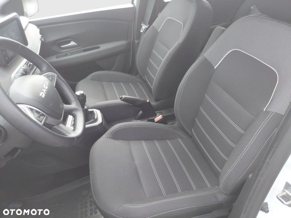 Dacia Sandero - 2