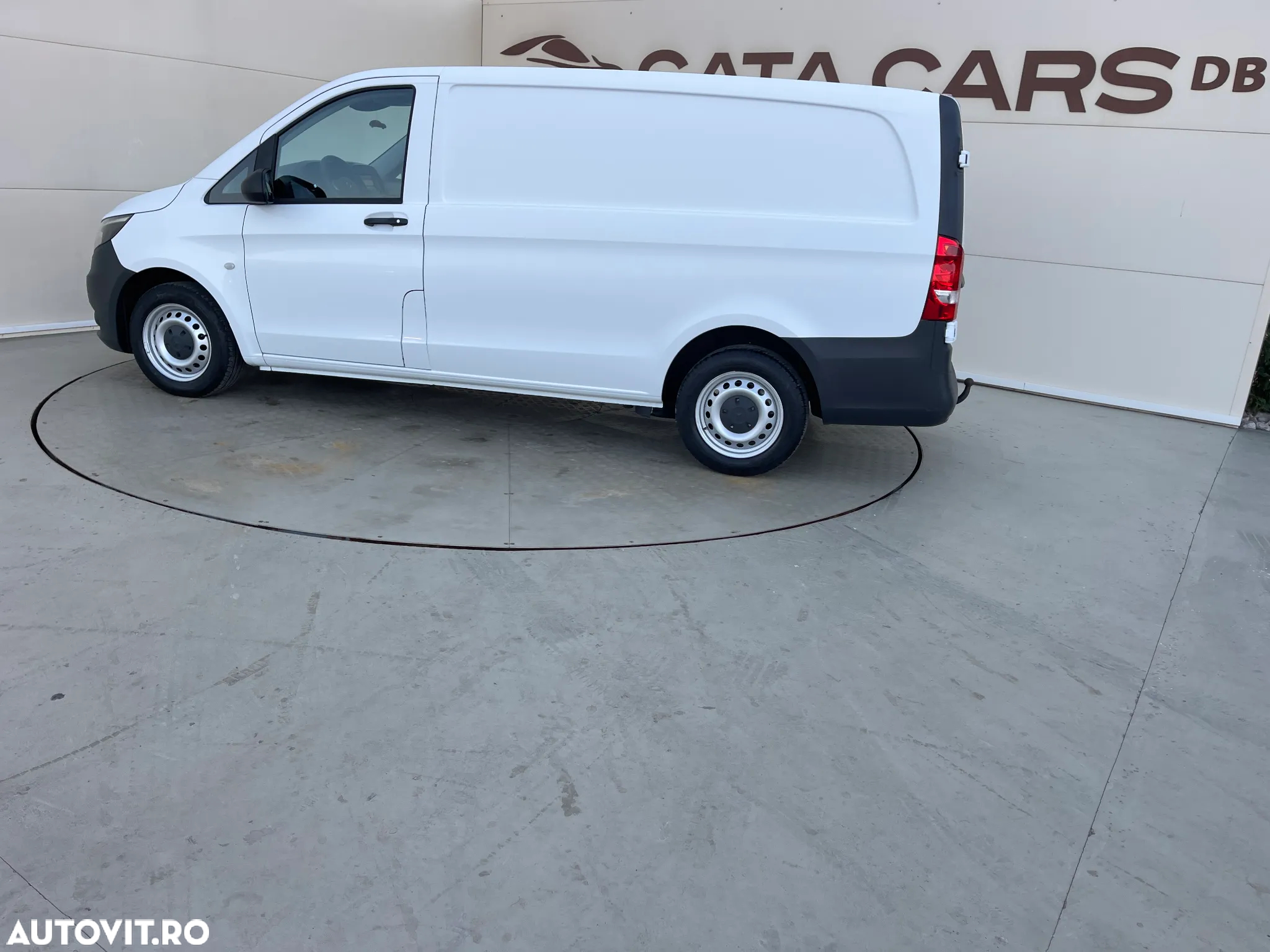 Mercedes-Benz Vito 111CDI LUNG USI SPATE - 8