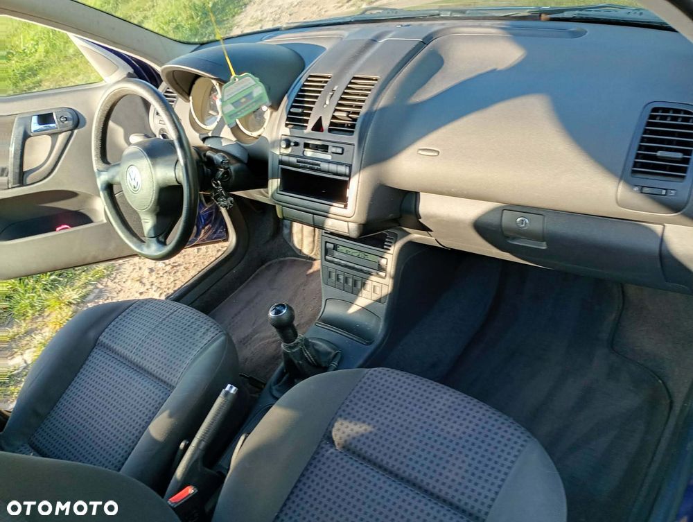 Volkswagen Polo - 5