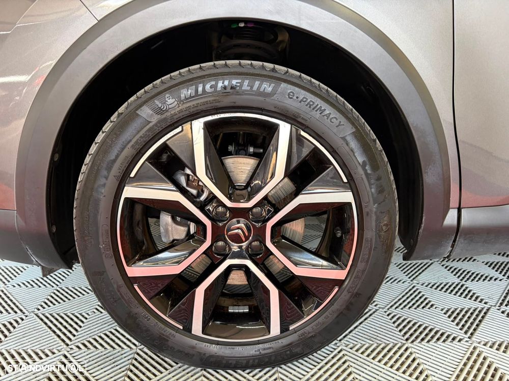Citroën e-C4 50 kWh Shine - 10