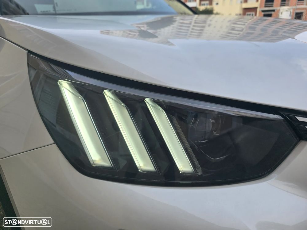 Peugeot e-2008 50 kWh GT Pack - 26