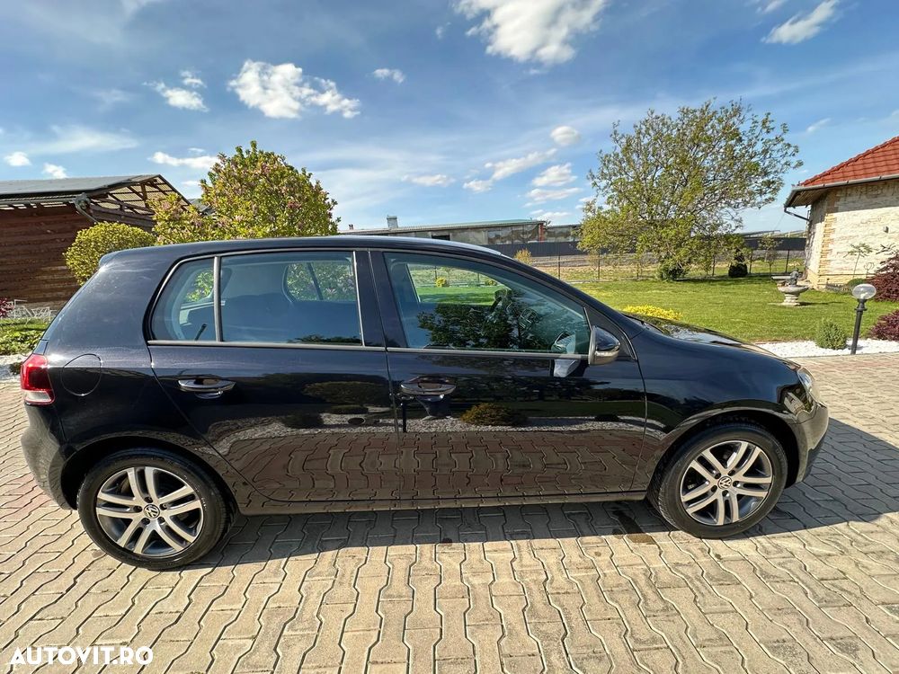 Volkswagen Golf 1.6 Team - 32