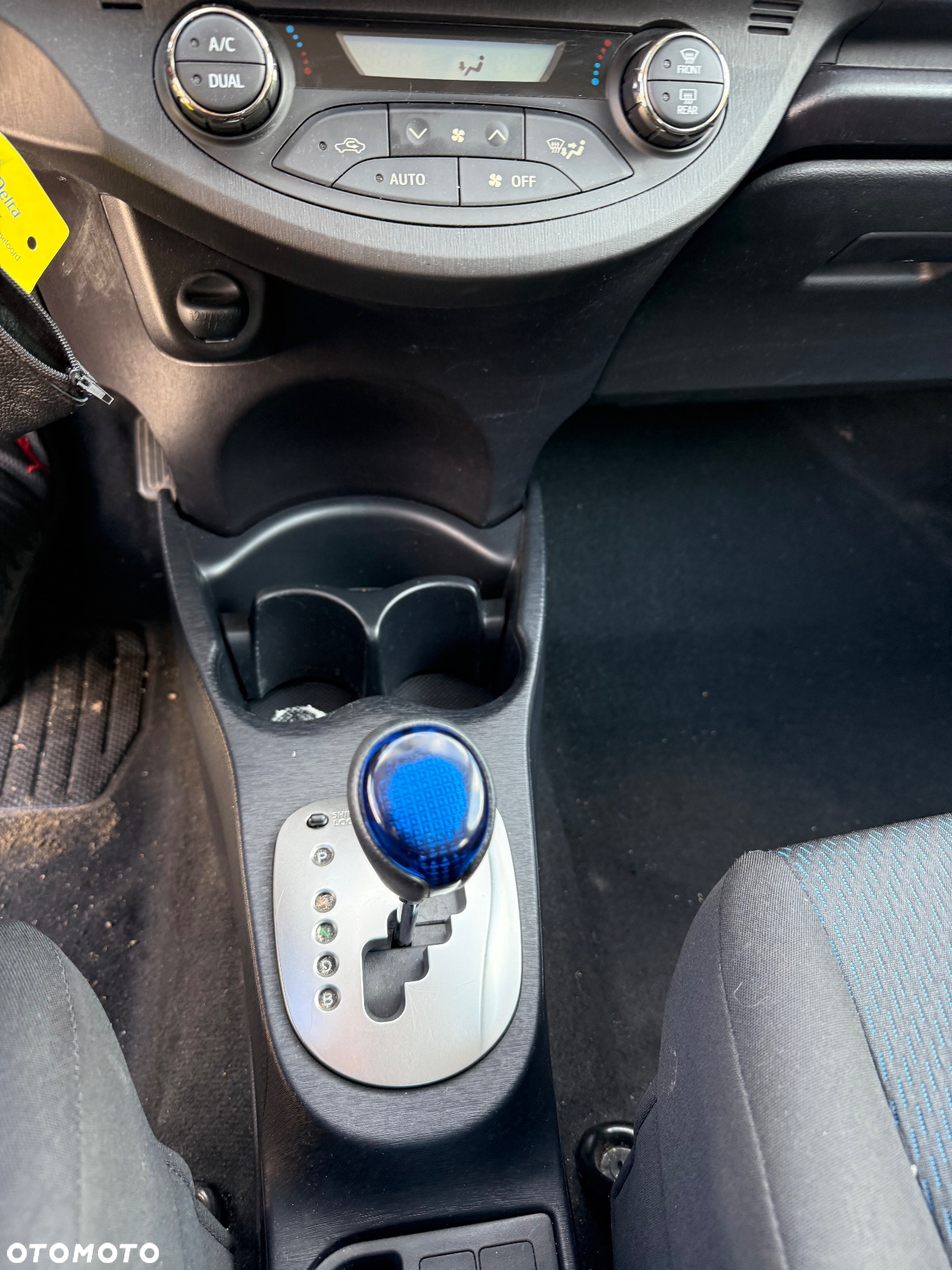 Toyota Yaris Hybrid 1.5 VVT-i Comfort - 15