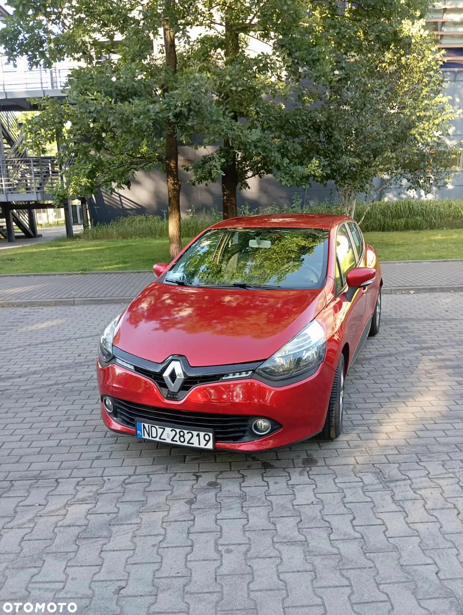 Renault Clio 1.2 16V Life - 6