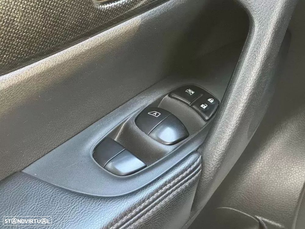 Nissan X-Trail 1.6 dCi 360 Xtronic - 34