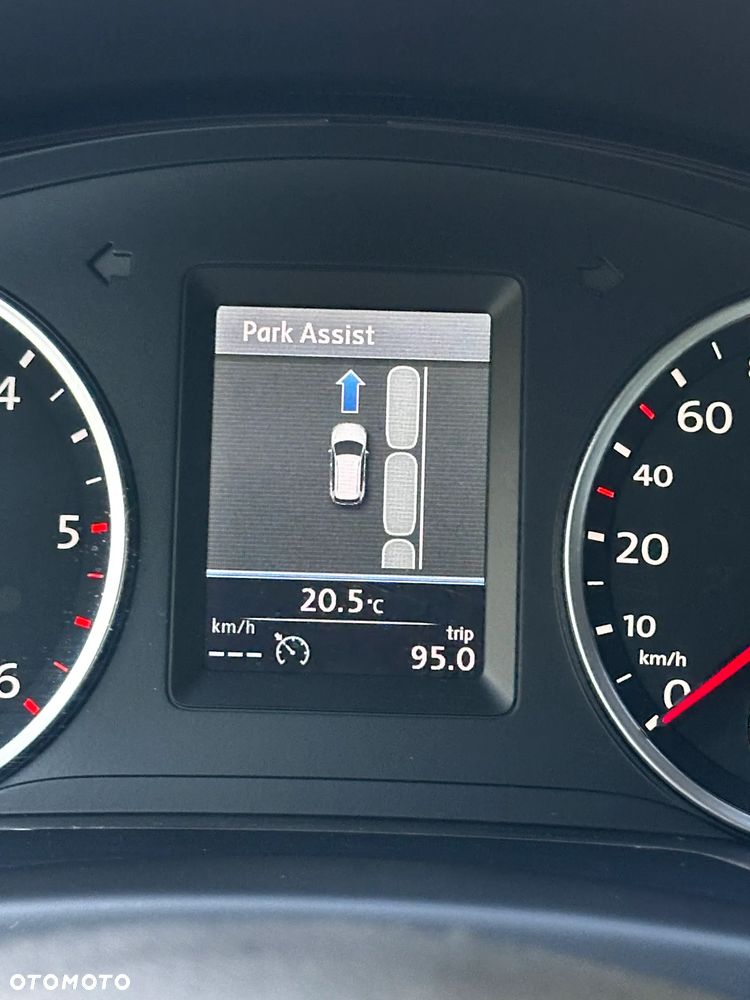 Volkswagen Tiguan - 18