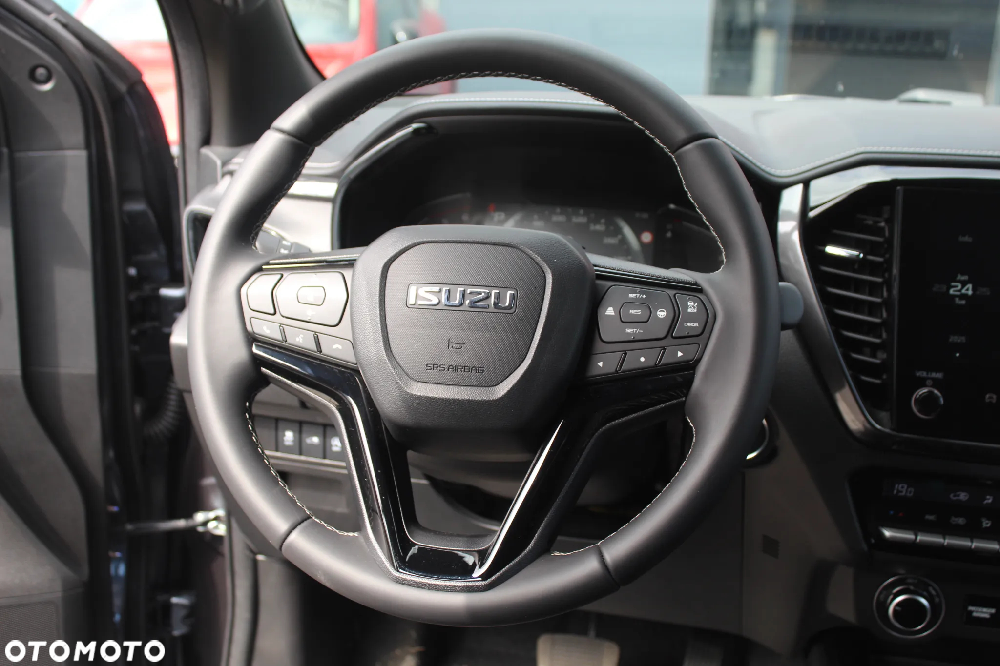 Isuzu D-Max 1.9 DC LSE - 19