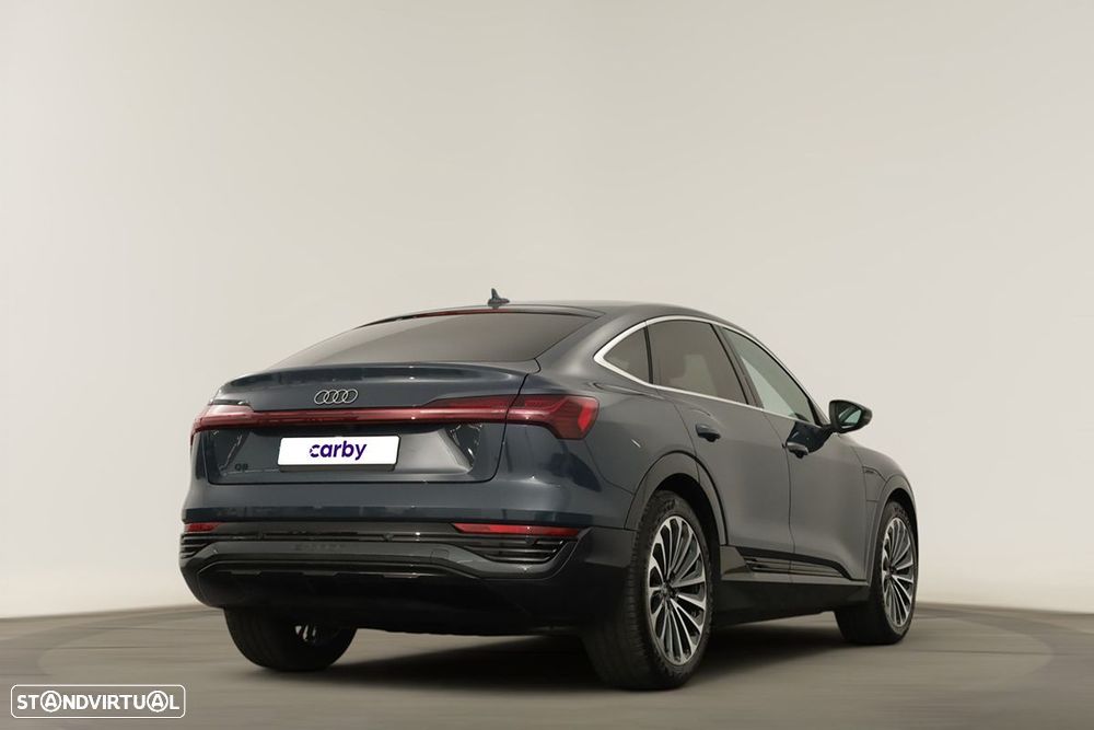 Audi Q8 e-Tron Sportback 55 quattro Advanced - 4