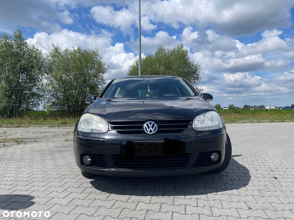 Volkswagen Golf - 2