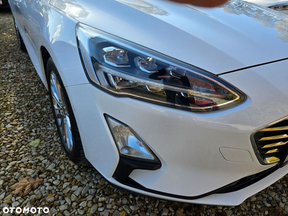 Ford Focus 1.0 EcoBoost STart-Stopp-System TITANIUM - 32