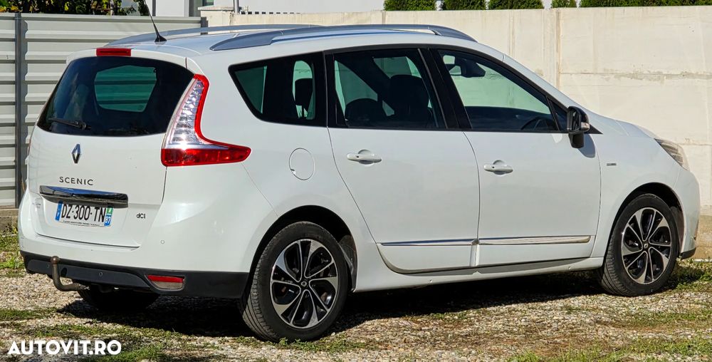 Renault Grand Scenic ENERGY dCi 110 S&S Bose Edition - 9