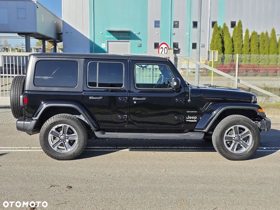 Jeep Wrangler Unlimited GME 2.0 Turbo Sahara - 5