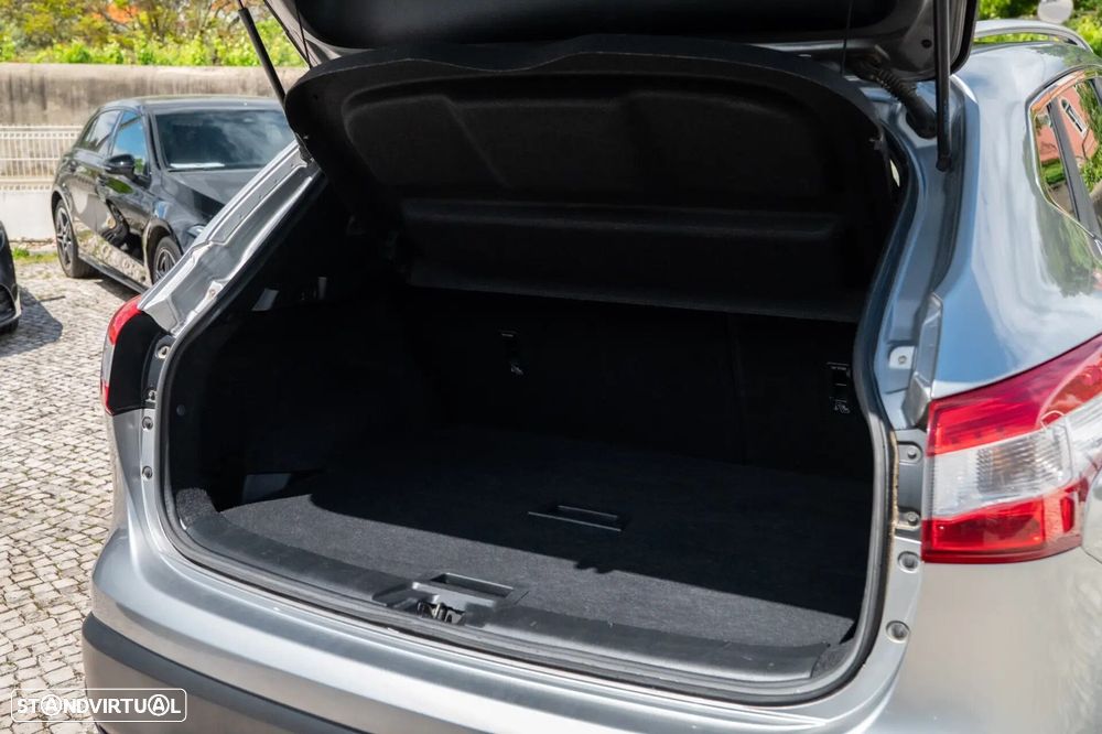 Nissan Qashqai 1.5 dCi N-Connecta - 27