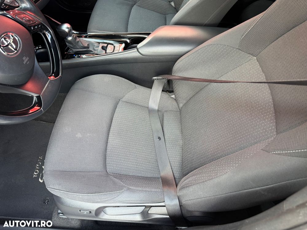 Toyota C-HR 1.8 HSD 122 CP 4x2 CVT Style - 13