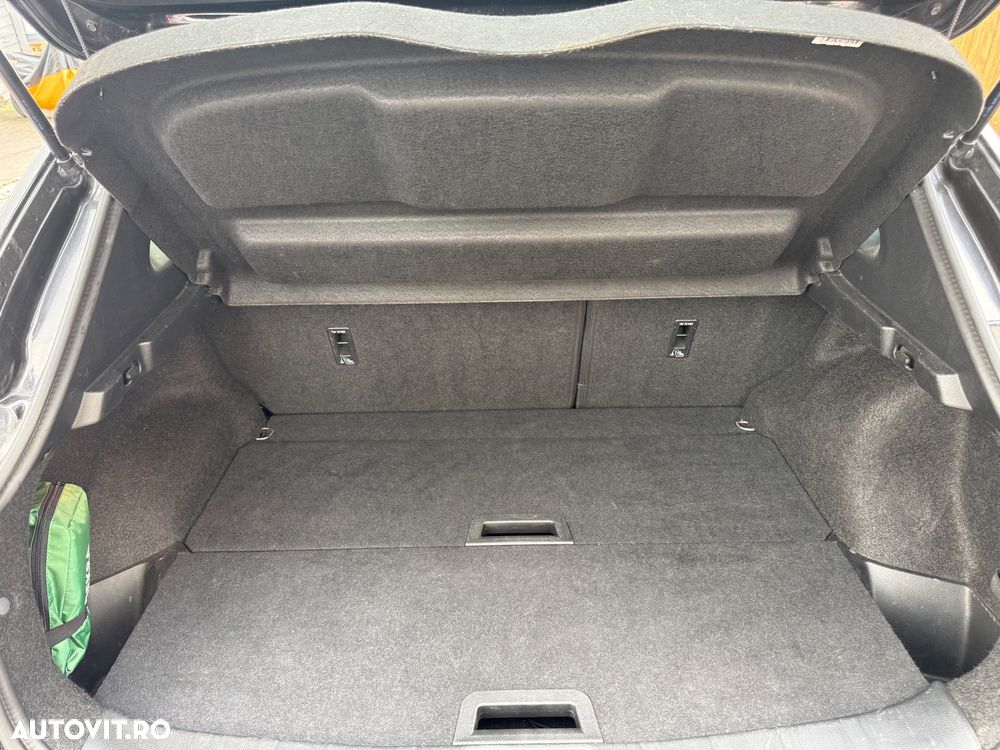 Nissan Qashqai 1.6 DCI Start/Stop X-TRONIC Tekna - 34